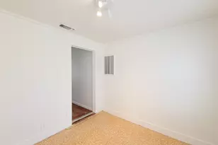 2816 Elser, Houston, TX 77009 - Photo 7