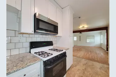 2816 Elser, Houston, TX 77009 - Photo 15