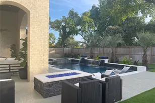 1919 Golden Leaf Dr, Missouri City, TX 77459 - Photo 9
