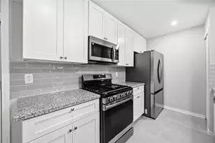 11006 Thackery Ln, Houston, TX 77016 - Photo 5