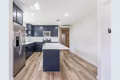 3913 Ball, Galveston, TX 77550 - Photo 3