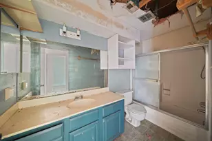 12807 Grand Cross Ln, Houston, TX 77072 - Photo 21