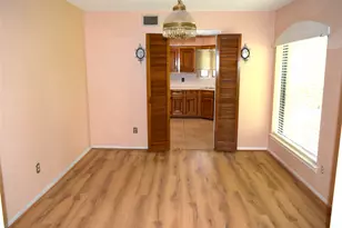 7331 Rancho Mission Dr, Houston, TX 77083 - Photo 3