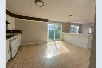 918 W 5th Street #1, Freeport, TX 77541 - Photo 11