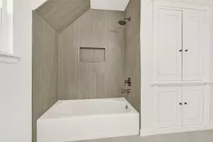 435 Bayou View Dr, Seabrook, TX 77586 - Photo 25