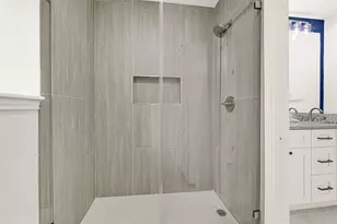 435 Bayou View Dr, Seabrook, TX 77586 - Photo 21