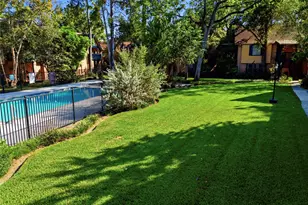 8289 Kingsbrook Rd, Houston, TX 77024 - Photo 35