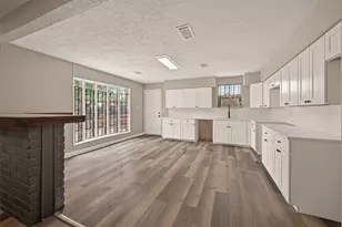 3703 Tiffany Dr, Houston, TX 77045 - Photo 17