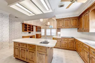 13714 Cottrell Ct, Houston, TX 77077 - Photo 13