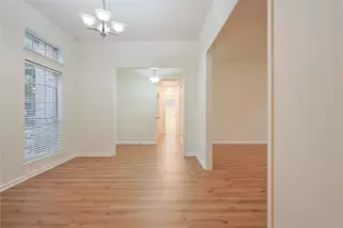 2109 Eastland St, League City, TX 77573 - Photo 9