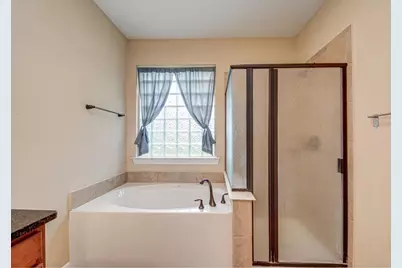 199 Pinto Point Drive, The Woodlands, TX 77389 - Photo 29