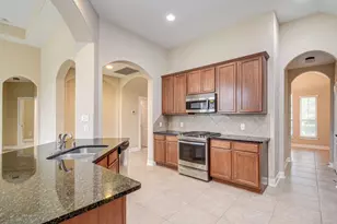 199 Pinto Point Dr, The Woodlands, TX 77389 - Photo 17