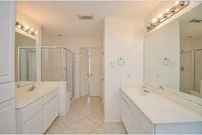 2710 Grants Lake Boulevard #I-4, Sugar Land, TX 77479 - Photo 29