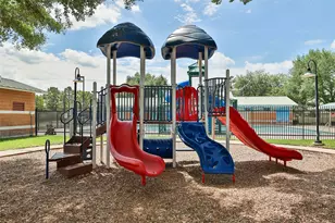3906 Sundown Way, Katy, TX 77449 - Photo 5
