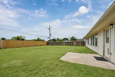 617 Mockingbird Street, Navasota, TX 77868 - Photo 21