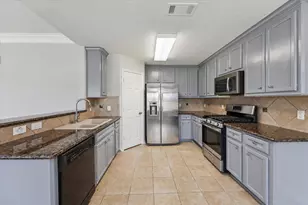 617 Mockingbird St, Navasota, TX 77868 - Photo 11