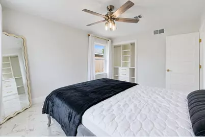 8910 Marinette Drive, Houston, TX 77074 - Photo 23