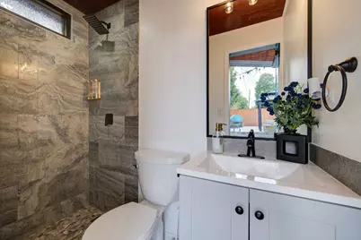 8910 Marinette Drive, Houston, TX 77074 - Photo 25