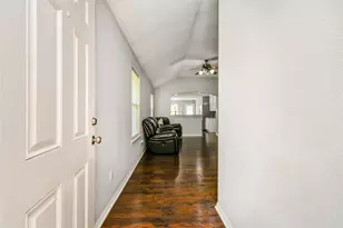 2319 Blue Reef Dr, Katy, TX 77449 - Photo 7
