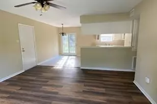 102 Libby Cir, Willis, TX 77378 - Photo 13