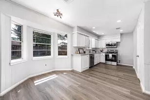 9014 Landwood Dr, Houston, TX 77040 - Photo 3