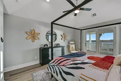 1519 Bayou Shore Drive, Galveston, TX 77551 - Photo 27