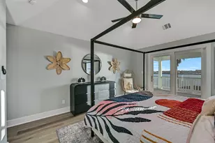 1519 Bayou Shore Dr, Galveston, TX 77551 - Photo 27