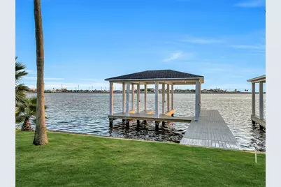 1519 Bayou Shore Drive, Galveston, TX 77551 - Photo 49