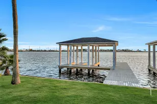 1519 Bayou Shore Dr, Galveston, TX 77551 - Photo 49