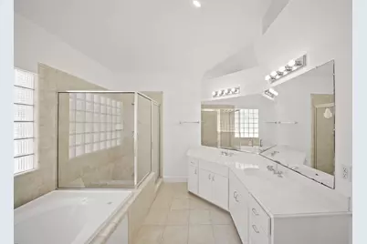 8690 Meadowcroft Drive, Houston, TX 77063 - Photo 29