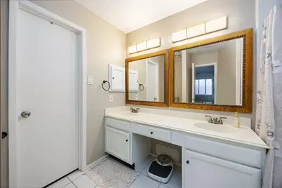 2423 Prides Crossing Road, Houston, TX 77067 - Photo 15