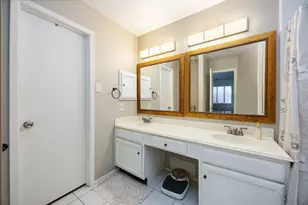 2423 Prides Crossing Rd, Houston, TX 77067 - Photo 13