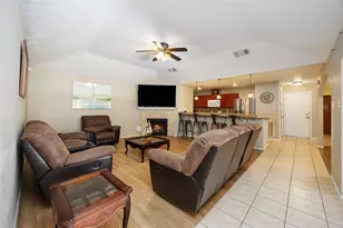 2423 Prides Crossing Rd, Houston, TX 77067 - Photo 7