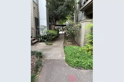 10049 Westpark Drive #107, Houston, TX 77042 - Photo 11