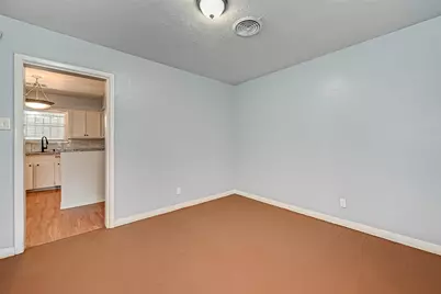 2946 Dragonwick Drive, Houston, TX 77045 - Photo 11