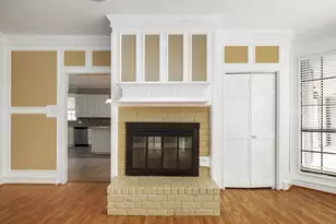 6039 Spring Creek Ln, Spring, TX 77379 - Photo 9