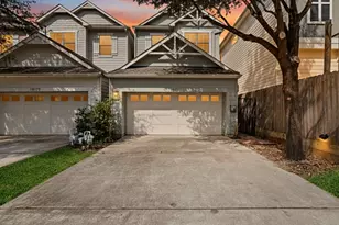 1917 W 15th St, Houston, TX 77008 - Photo 1