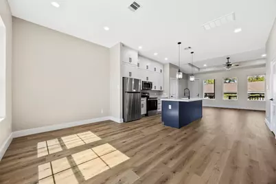 5949 Collingsworth Street, Houston, TX 77026 - Photo 5