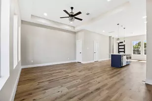 5949 Collingsworth St, Houston, TX 77026 - Photo 13