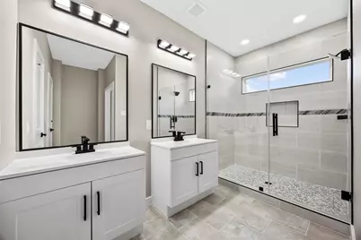 5949 Collingsworth Street, Houston, TX 77026 - Photo 25