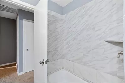 10502 Royal Oaks Drive, Houston, TX 77016 - Photo 13