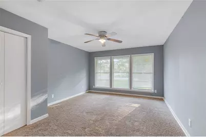 10502 Royal Oaks Drive, Houston, TX 77016 - Photo 11