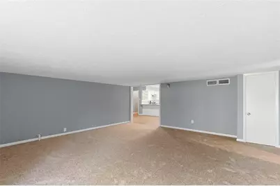 10502 Royal Oaks Drive, Houston, TX 77016 - Photo 7