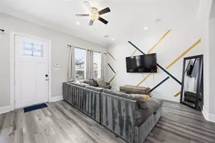 9320 Coffee St, Houston, TX 77033 - Photo 7
