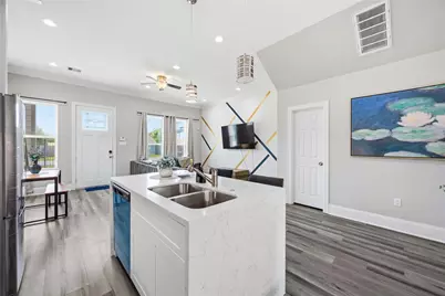9320 Coffee Street #A-B, Houston, TX 77033 - Photo 11
