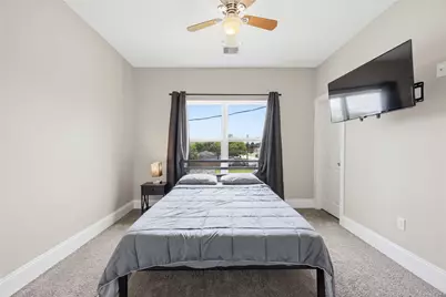 9320 Coffee Street #A-B, Houston, TX 77033 - Photo 15