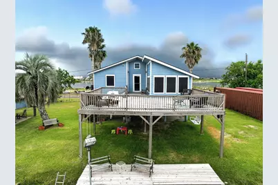 7215 Beau Rue Street, Hitchcock, TX 77563 - Photo 1