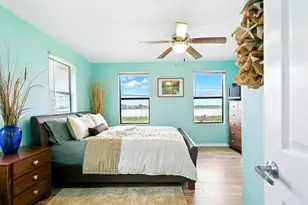 7215 Beau Rue St, Hitchcock, TX 77563 - Photo 23