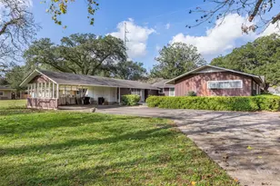 323 Harbert St, Columbus, TX 78934 - Photo 23