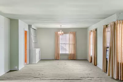 323 Harbert Street, Columbus, TX 78934 - Photo 7